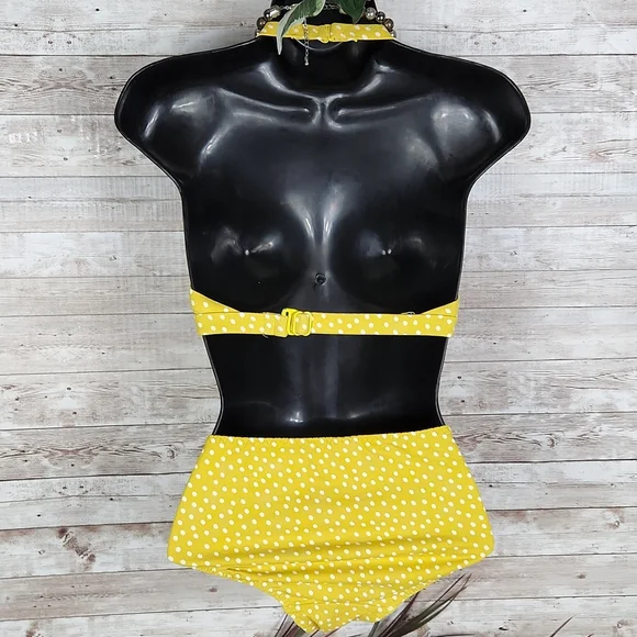 Land's End woman's size 4, yellow polka dot bikini - Picture 4 of 7